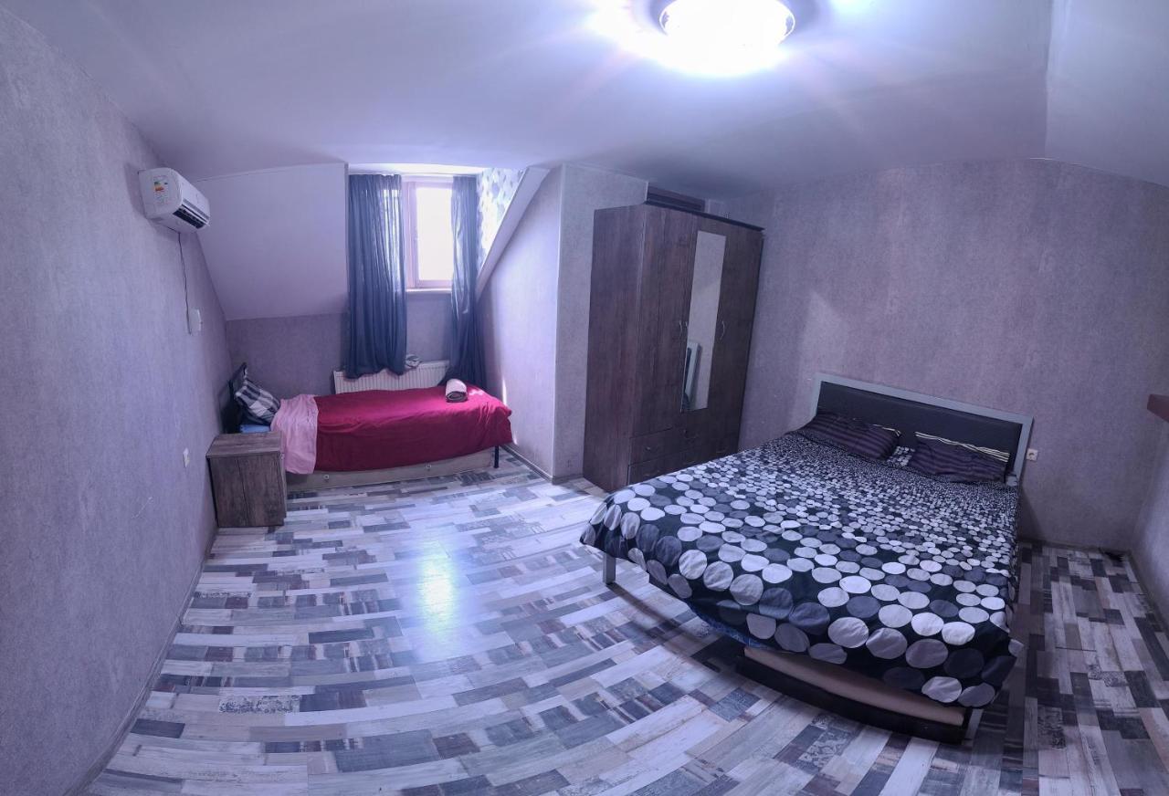 טביליסי Kiev Hostel מראה חיצוני תמונה