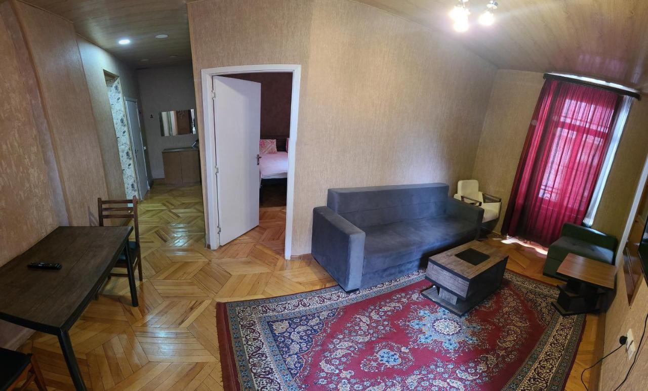 טביליסי Kiev Hostel מראה חיצוני תמונה