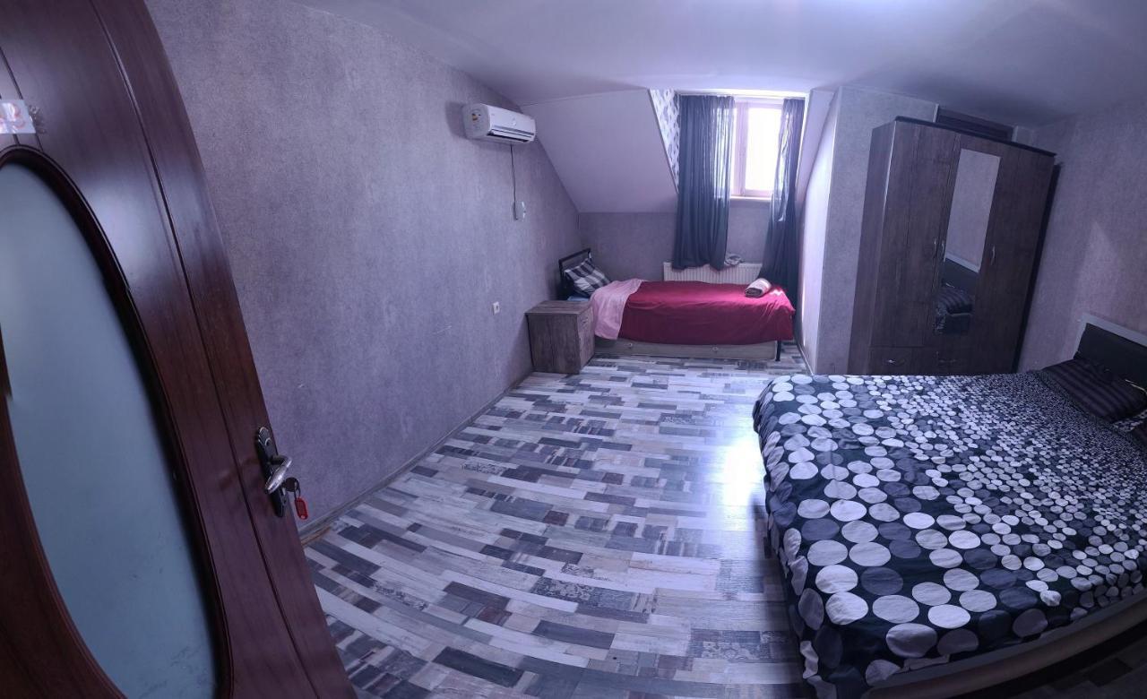 טביליסי Kiev Hostel מראה חיצוני תמונה