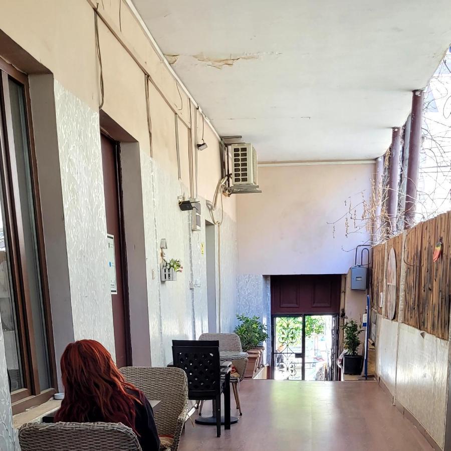 טביליסי Kiev Hostel מראה חיצוני תמונה