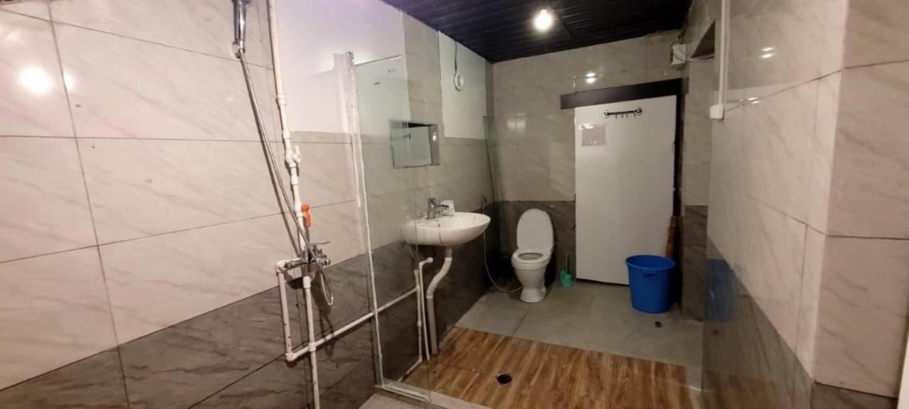 טביליסי Kiev Hostel מראה חיצוני תמונה