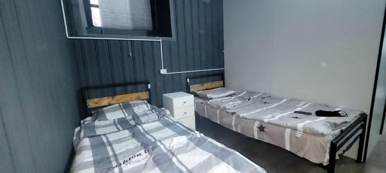 טביליסי Kiev Hostel מראה חיצוני תמונה