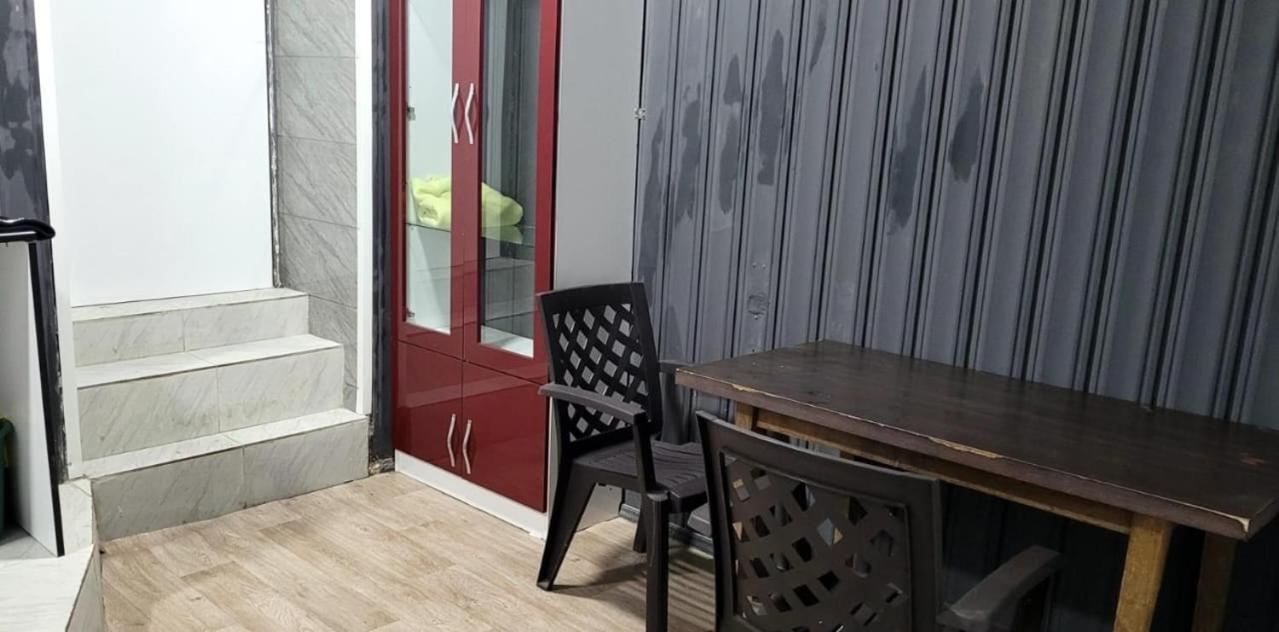טביליסי Kiev Hostel מראה חיצוני תמונה