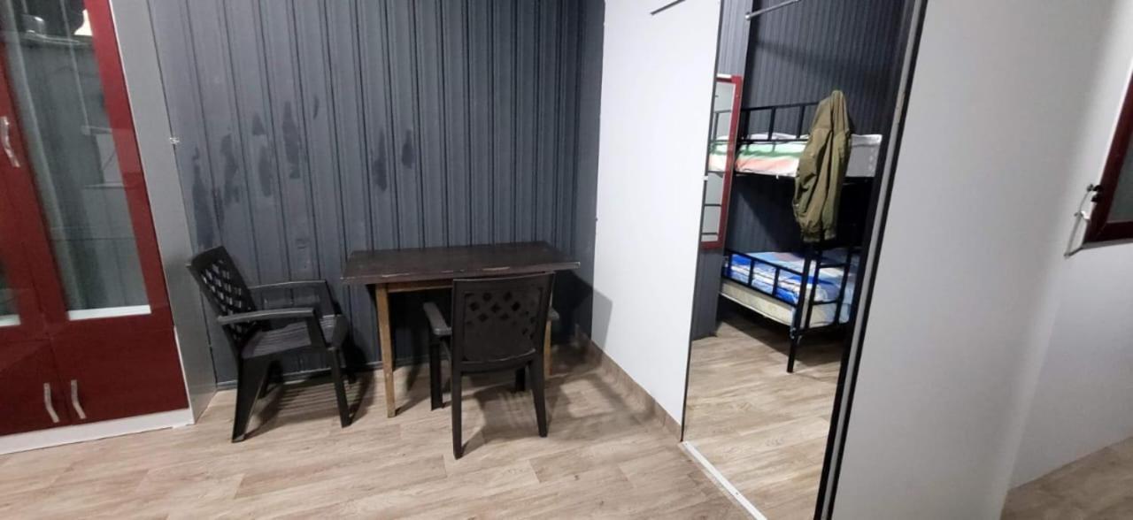 טביליסי Kiev Hostel מראה חיצוני תמונה