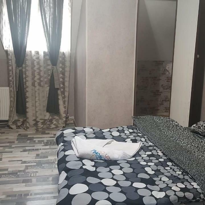 טביליסי Kiev Hostel מראה חיצוני תמונה