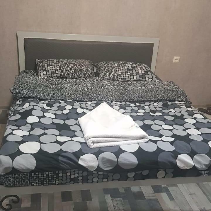 טביליסי Kiev Hostel מראה חיצוני תמונה